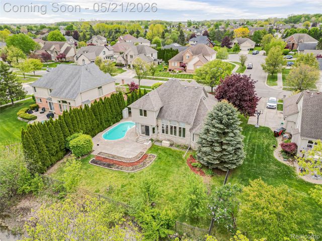 14001 Wayford Run, Shelby Charter Township, MI 48315