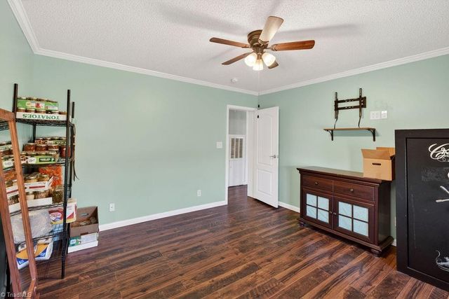 135 Blueridge View Lane, Mount Airy, NC 27030