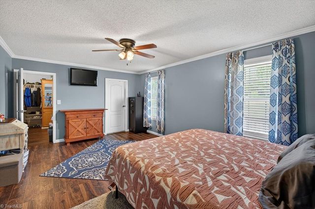 135 Blueridge View Lane, Mount Airy, NC 27030