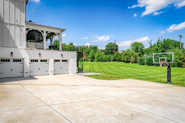 504 Doubleday Lane, Brentwood, TN 37027