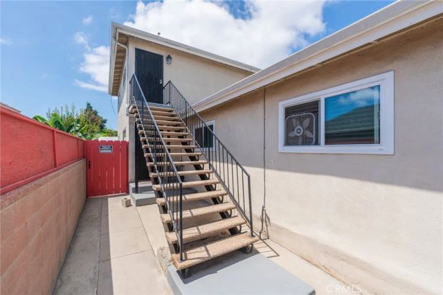 851 W Crestwood, San Pedro, CA 90731