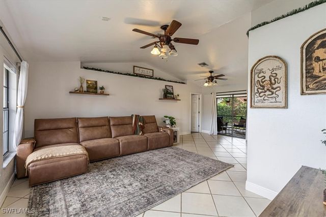 10590 Woodchuck LN, Bonita Springs, FL 34135