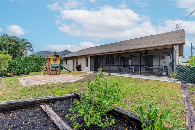 10590 Woodchuck LN, Bonita Springs, FL 34135