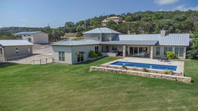 491 Stablewood Ln, Kerrville, TX 78028