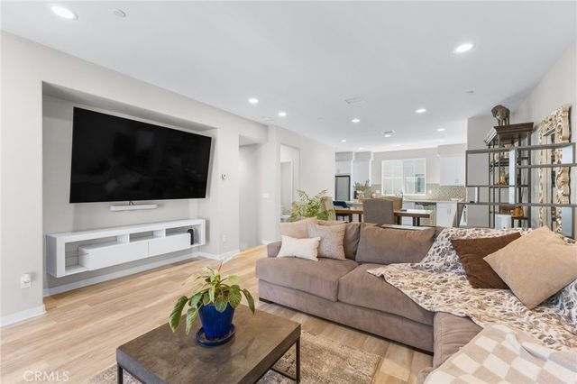 45763 Via Nubes, Temecula, CA 92592