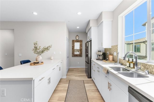 45763 Via Nubes, Temecula, CA 92592