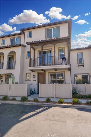 45763 Via Nubes, Temecula, CA 92592