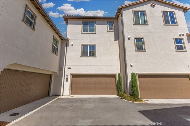 45763 Via Nubes, Temecula, CA 92592