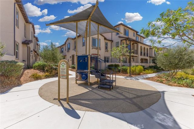 45763 Via Nubes, Temecula, CA 92592