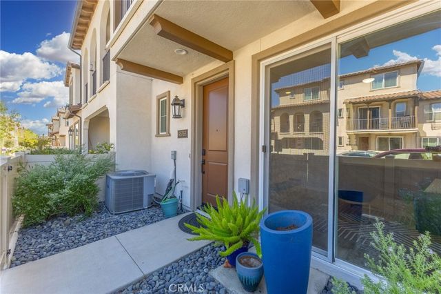 45763 Via Nubes, Temecula, CA 92592