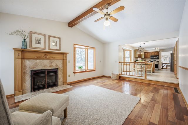 81 Woodedge Lane, Greece, NY 14626