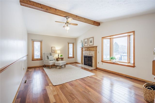 81 Woodedge Lane, Greece, NY 14626