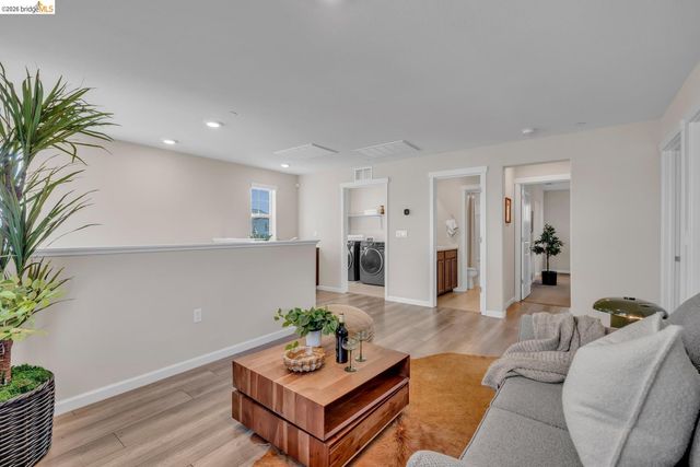 5603 Trinity Lakes LN, Antioch, CA 94531