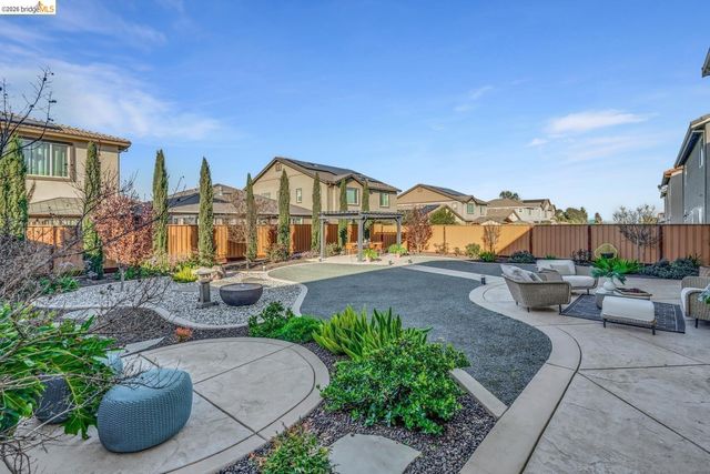 5603 Trinity Lakes LN, Antioch, CA 94531