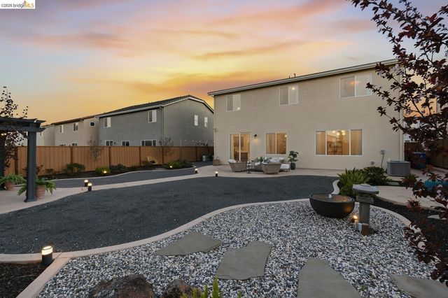 5603 Trinity Lakes LN, Antioch, CA 94531