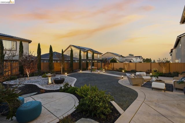 5603 Trinity Lakes LN, Antioch, CA 94531