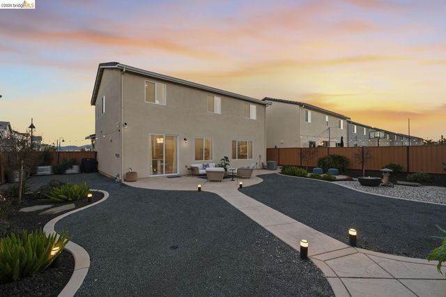 5603 Trinity Lakes LN, Antioch, CA 94531