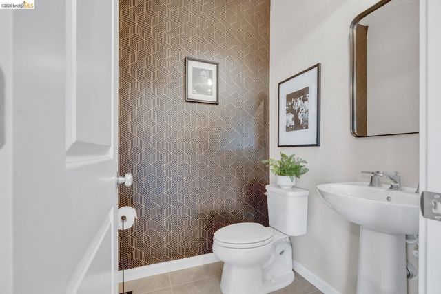 5603 Trinity Lakes LN, Antioch, CA 94531