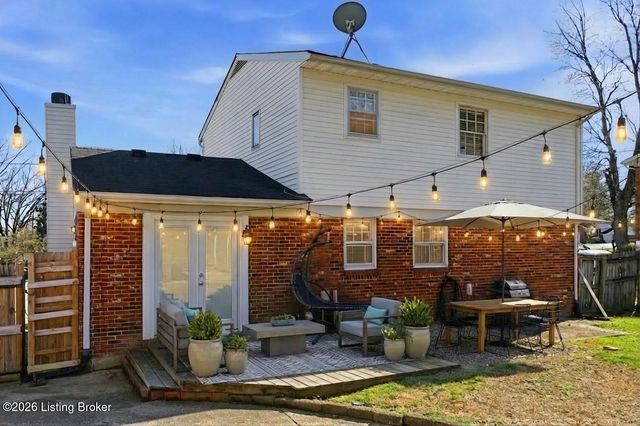 12507 Echo Bridge Rd, Louisville, KY 40243