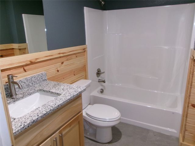 419 W Evans Avenue, Bonham, TX 75418