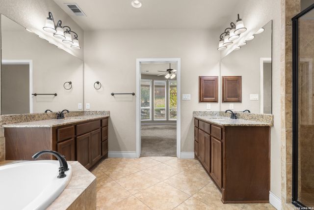 13418 PALATINE HL, San Antonio, TX 78253