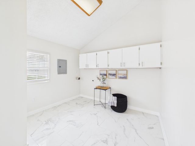 4345 S Handley, Wichita, KS 67217