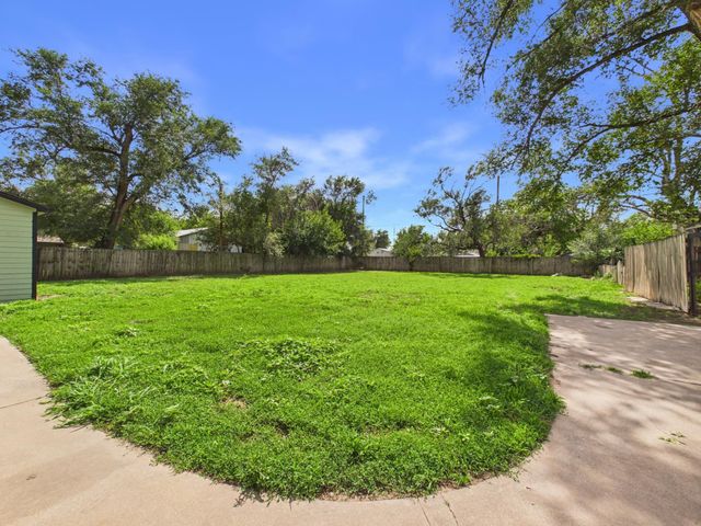 4345 S Handley, Wichita, KS 67217