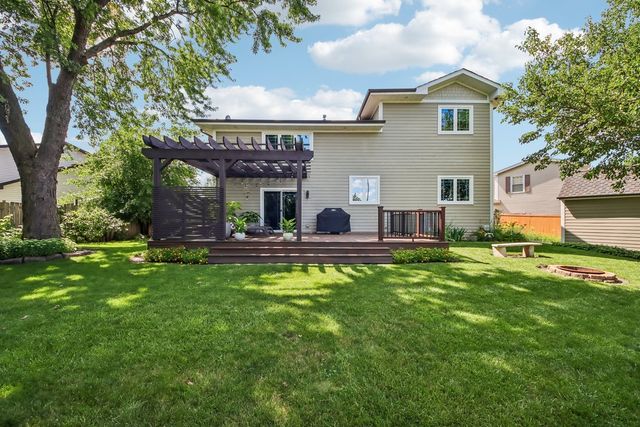 1209 Diane Lane, Elk Grove Village, IL 60007