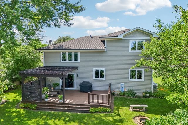 1209 Diane Lane, Elk Grove Village, IL 60007