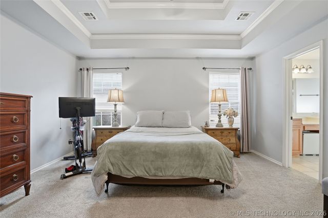 1714 W 119th Place S, Jenks, OK 74037