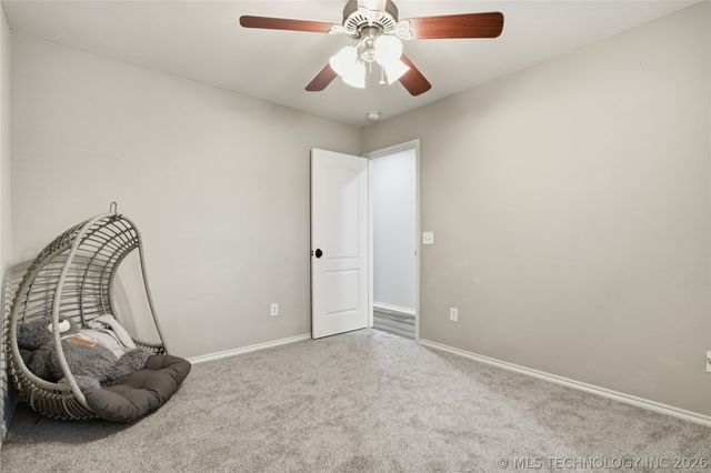 1714 W 119th Place S, Jenks, OK 74037