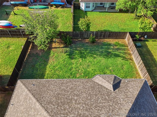 1714 W 119th Place S, Jenks, OK 74037
