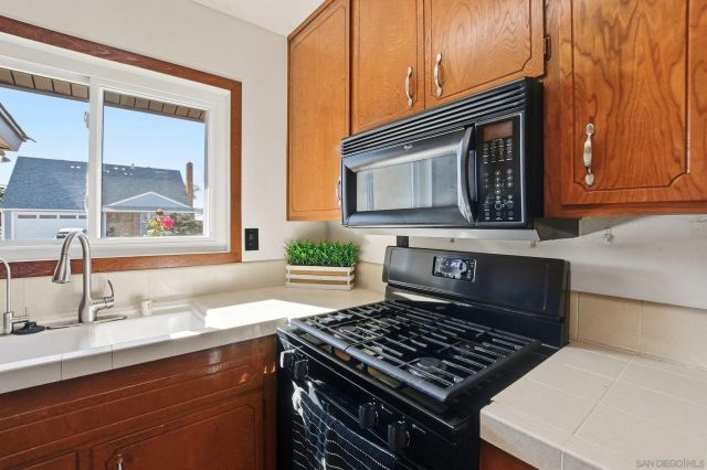 1830 Thelborn Way, San Diego, CA 92154