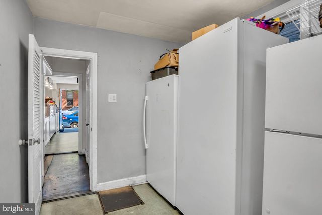 10 W POMFRET ST, Carlisle, PA 17013