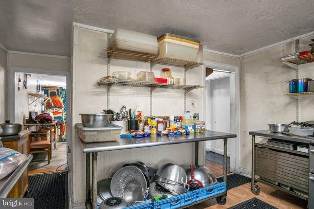 10 W POMFRET ST, Carlisle, PA 17013