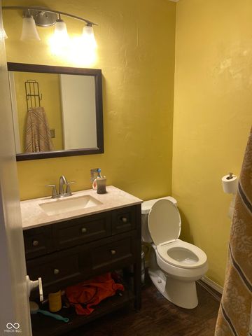 7135 Bay Point Court, Indianapolis, IN 46214