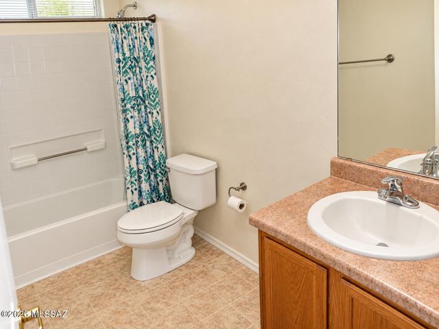 2743 N Saramano Lane, Tucson, AZ 85712
