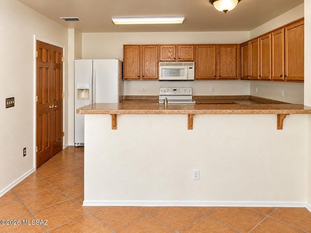 2743 N Saramano Lane, Tucson, AZ 85712