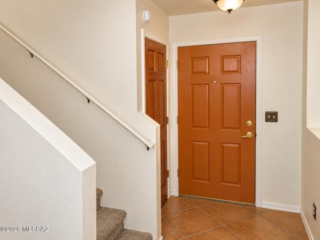 2743 N Saramano Lane, Tucson, AZ 85712
