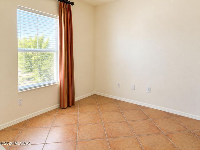 2743 N Saramano Lane, Tucson, AZ 85712