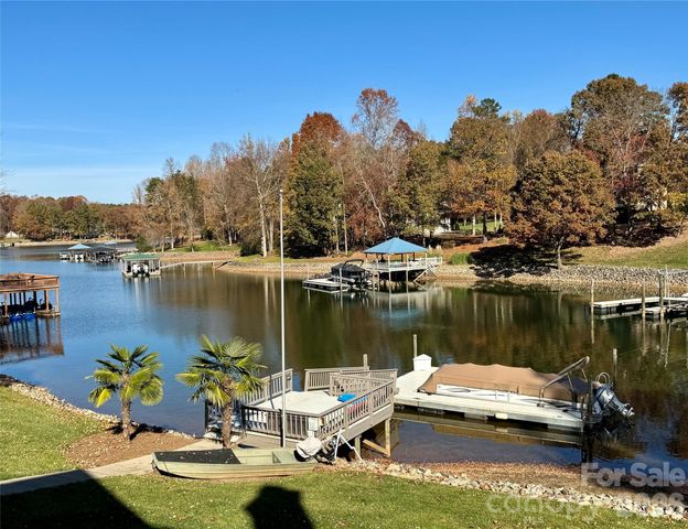 164 Normandy Road, Mooresville, NC 28117