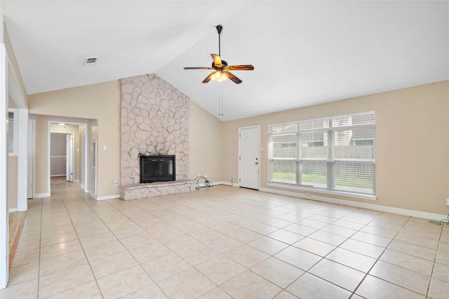 4915 Kentington Drive, Alvin, TX 77511