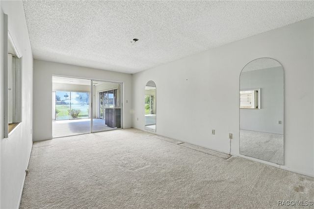 34 N Country Club Drive, Crystal River, FL 34429