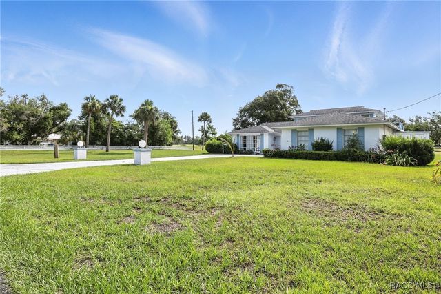 34 N Country Club Drive, Crystal River, FL 34429