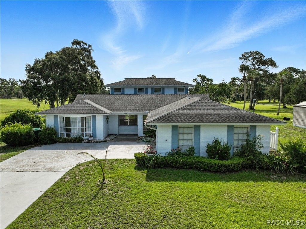 34 N Country Club Drive, Crystal River, FL 34429
