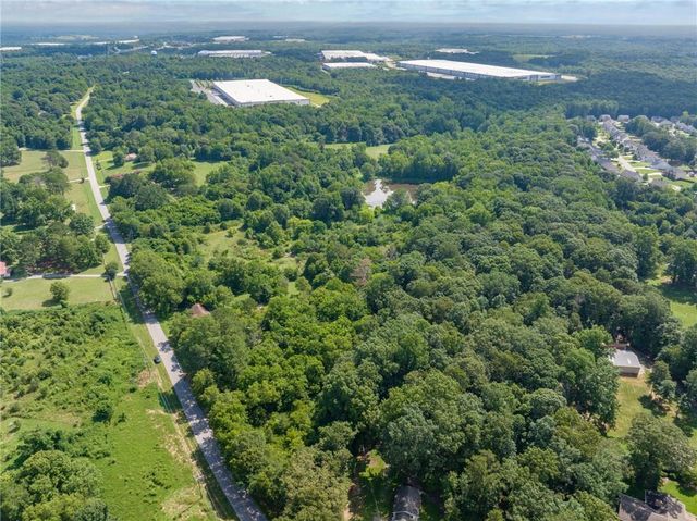 2144 Hog Mountain Road, Jefferson, GA 30549