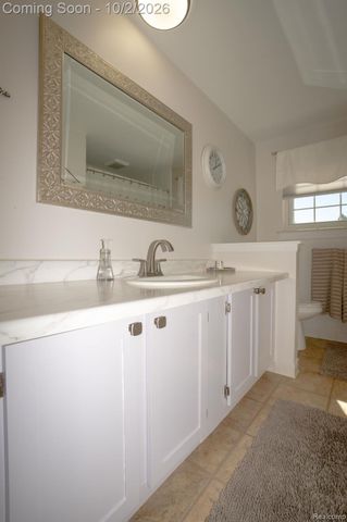 12866 Windsor Court, Sterling Heights, MI 48313