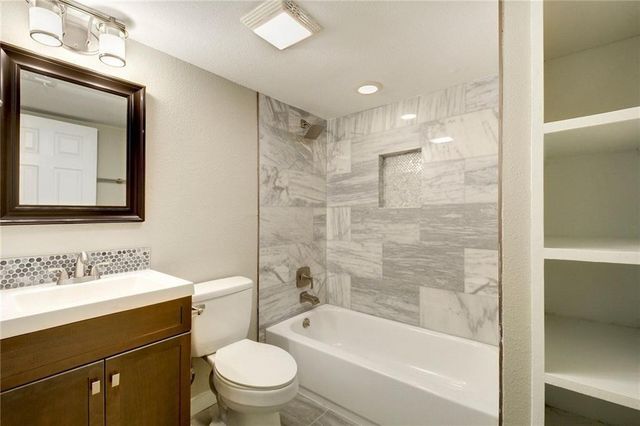 7204 Twin Crest DR 102, Austin, TX 78752