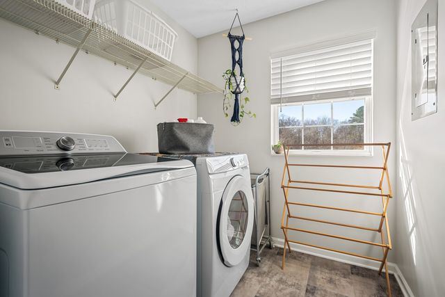 112 Waters Edge Ln, Hendersonville, TN 37075