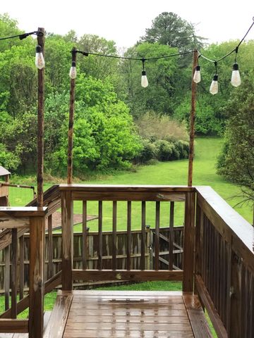 112 Waters Edge Ln, Hendersonville, TN 37075